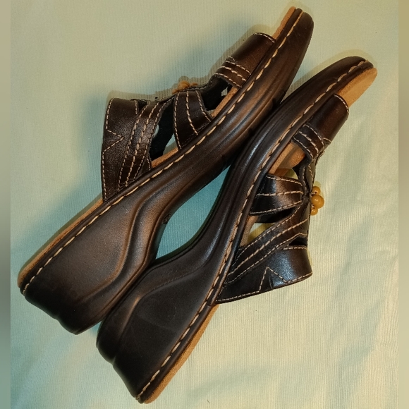 Clarks Collection Cushion Lexi Myrtle Leather Sandals Size 11 Narrow - Picture 7 of 10